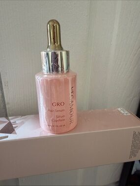 Vegamour GRO Hair Serum – Soft Pink Nourishing Treatment